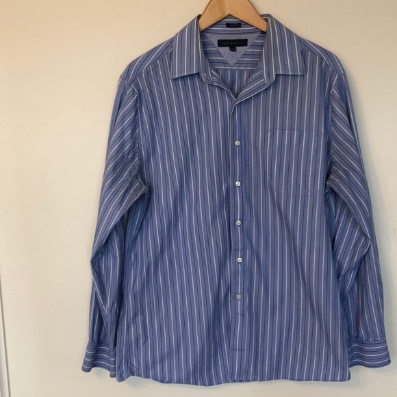 Tommy Hilfiger Other - Tommy Hilfiger Slim Fit Striped Button Down Shirt
